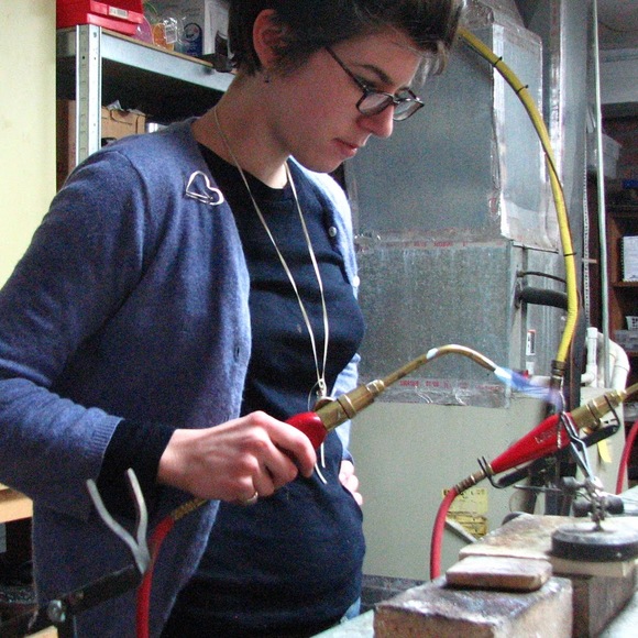 Meet your Posher, Alice - Picture 1 of 1